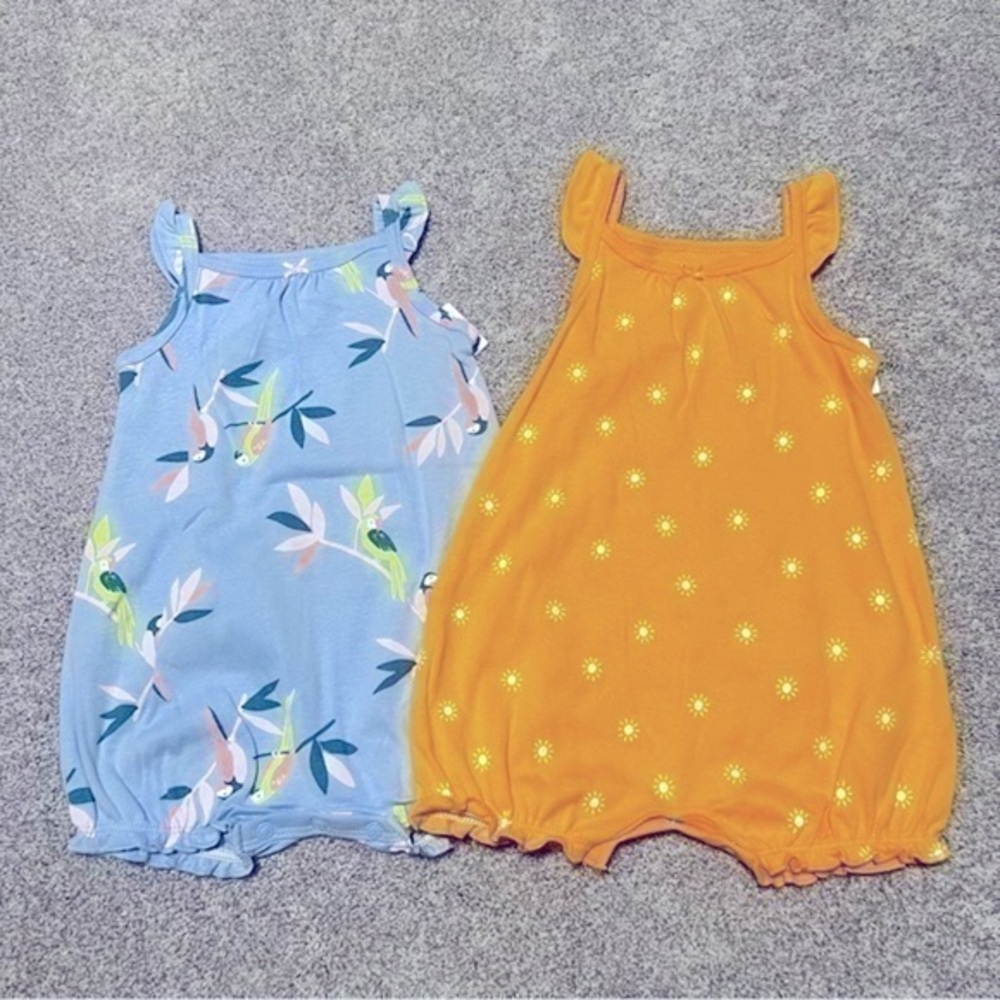 NWT set of two Carters rompers size 6 months